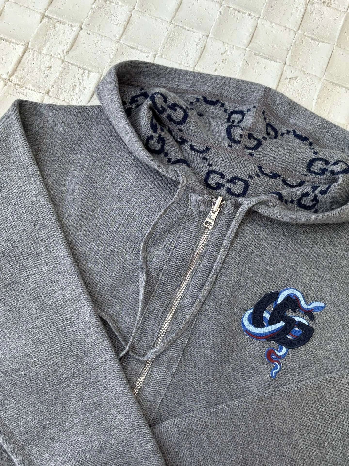 wg.luxury- 6u33i reversible wool item:E-F363F1505